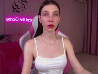 VeronicaVance Webcam Preview