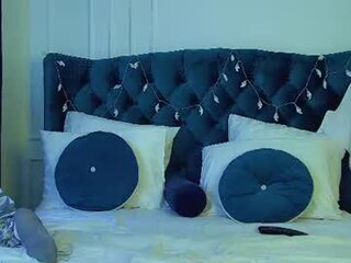 KaylaMous Webcam Preview