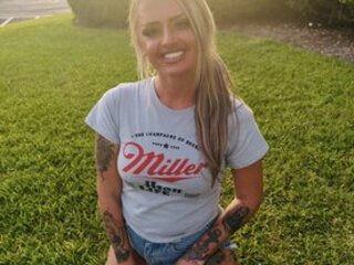Beachblondie7413 Webcam Preview