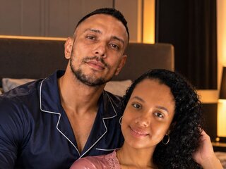 CarolineAndRicky Webcam Preview