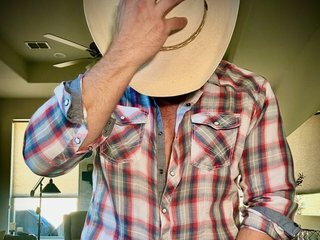 MisterDilf Webcam Preview