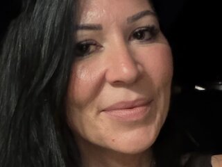 LouiseJuiliet Webcam Preview