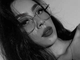 Danielle_Ita Webcam Preview