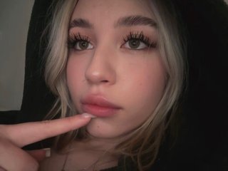 SidneySween19 Webcam Preview
