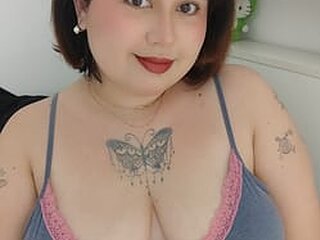 Hara Henrich Webcam Preview