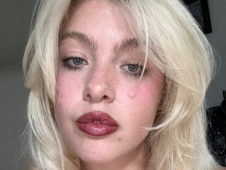 Maddy_MaeXX Webcam Preview
