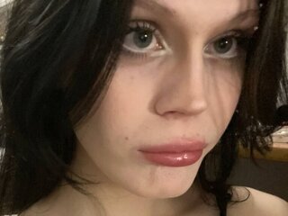 VioletWade Webcam Preview