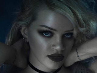 LydiaLynne Webcam Preview