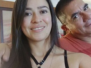 Manu and Cata Webcam Preview