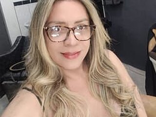 Melyssa Sharrel Webcam Preview