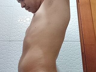 Lewis Hot Webcam Preview