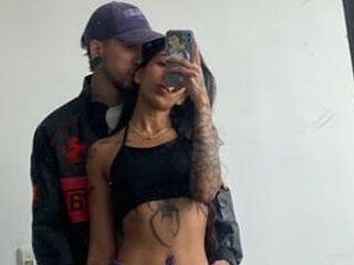Kitie and Kevin Webcam Preview