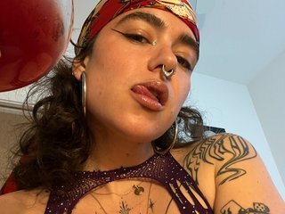 Velvette_Peach Webcam Preview